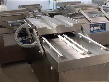 多排式加热条真空包装机JY-600-4S